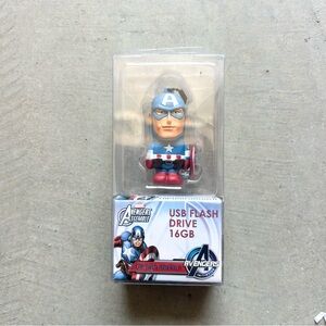 BNIB 16GB USB Flash Drive memory stick Marvel Avengers Captain America by Tribe